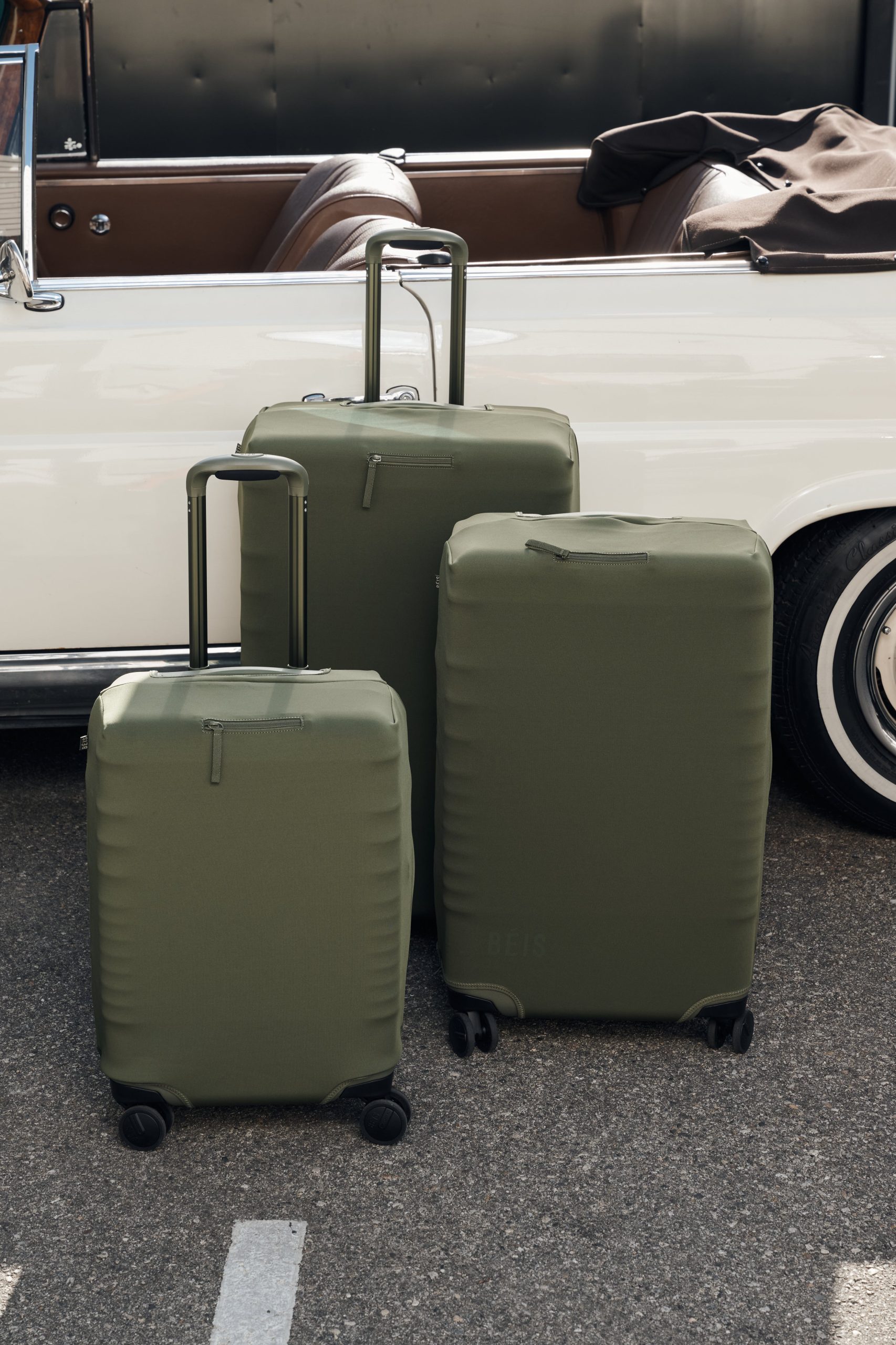 The Large Check-In Roller in Olive - Image 5