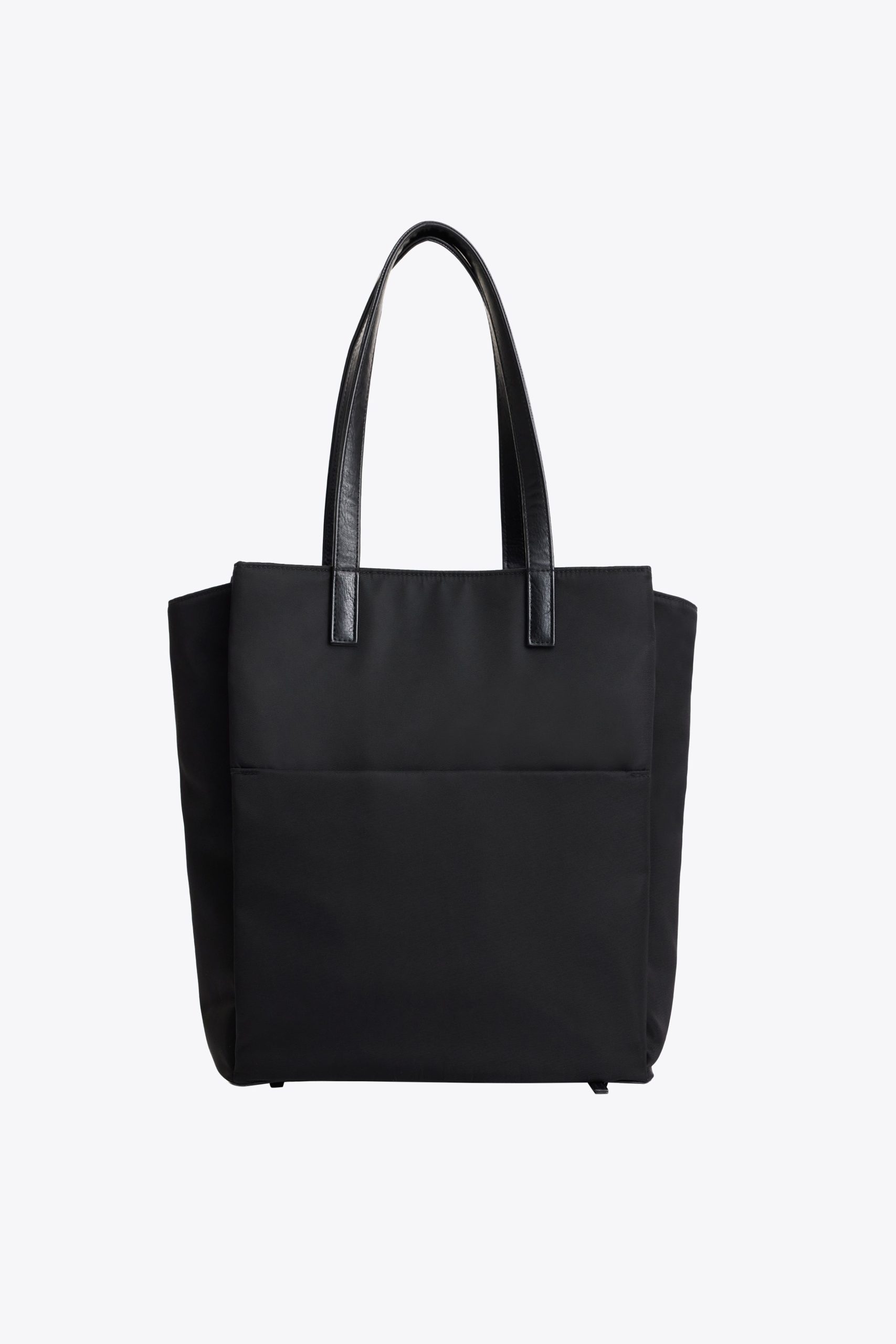 The Commuter Tote in Black - Image 4