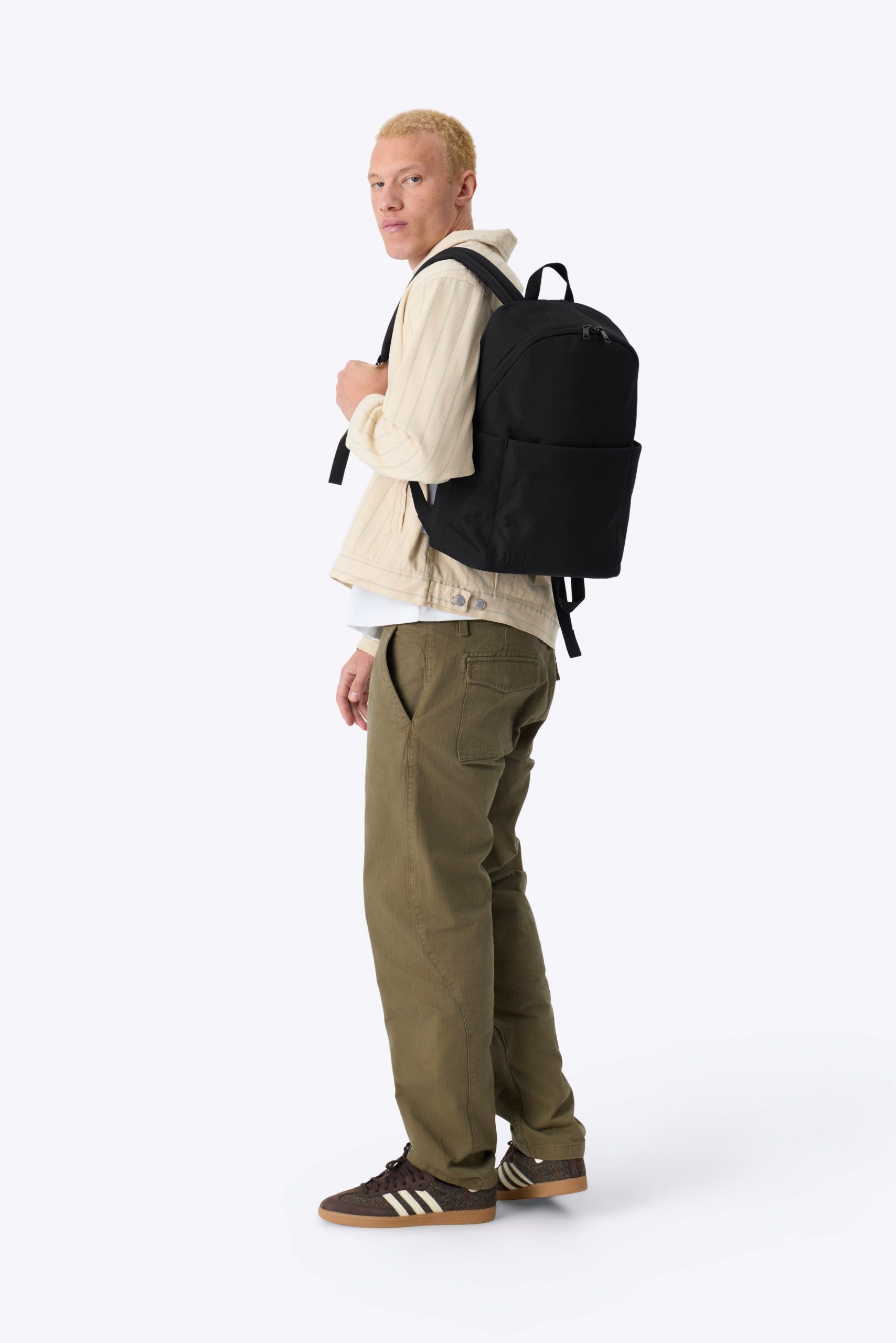 The Classic Backpack in Black - Image 6