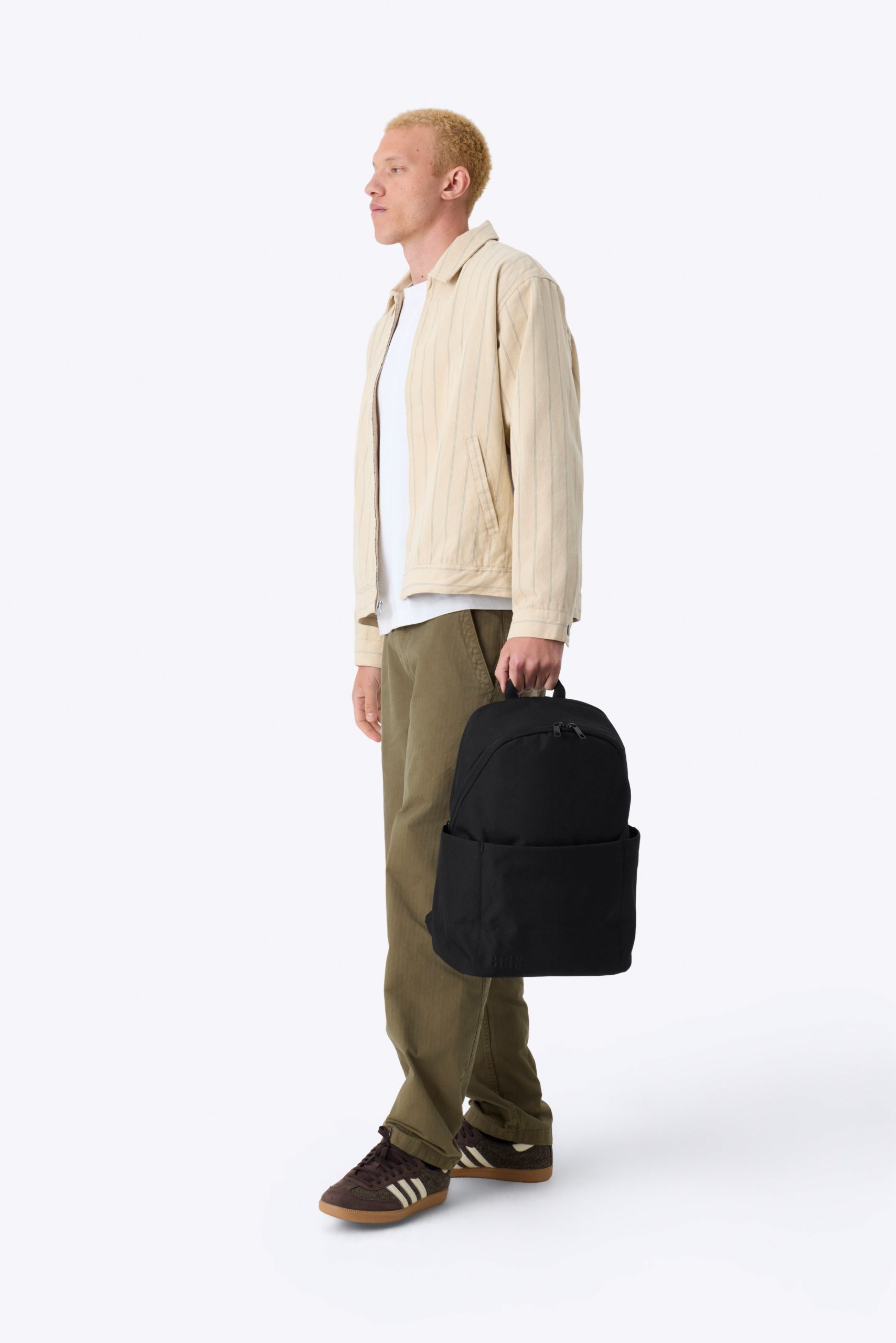 The Classic Backpack in Black - Image 5