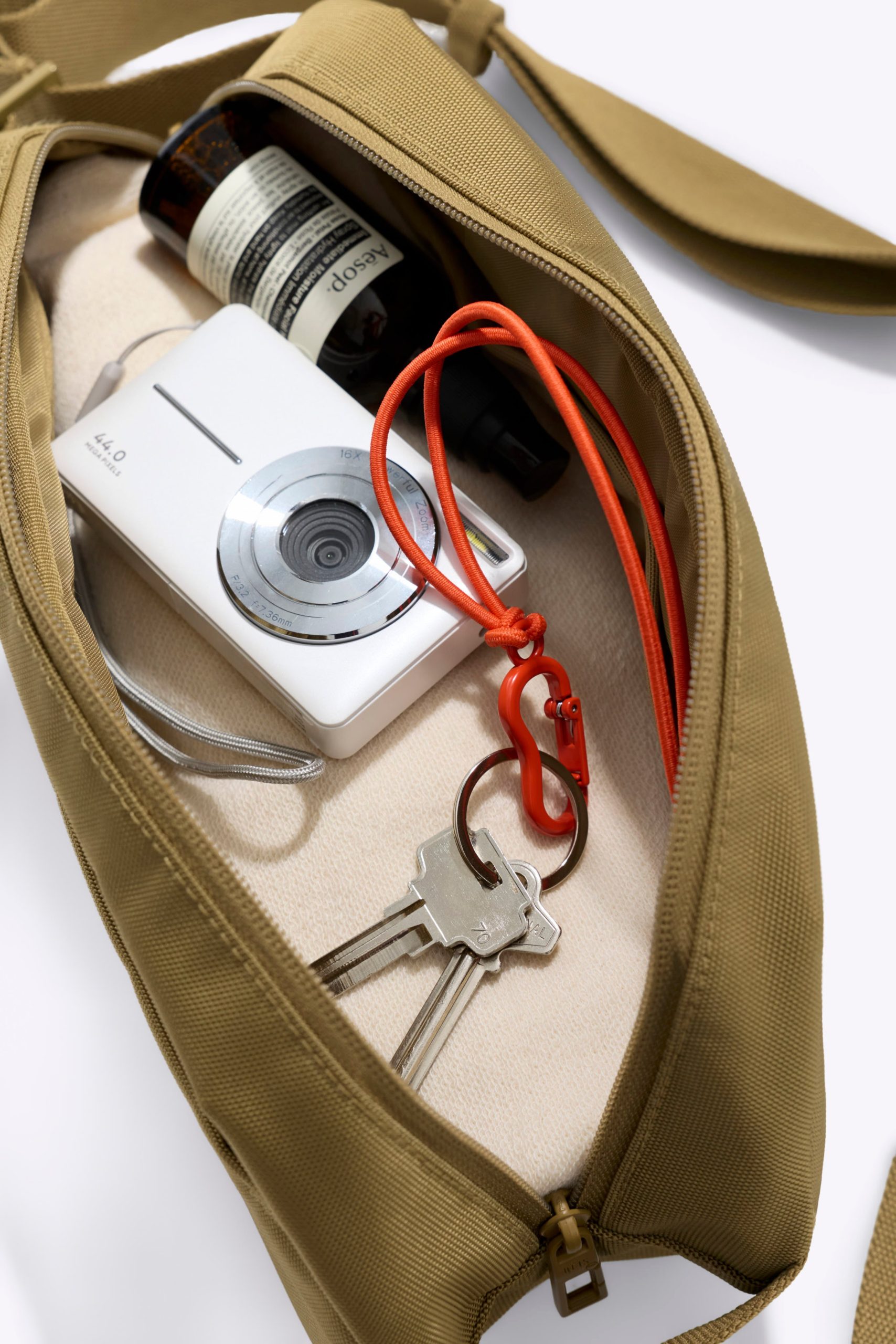 The Pro Travel Sling in Khaki - Image 6