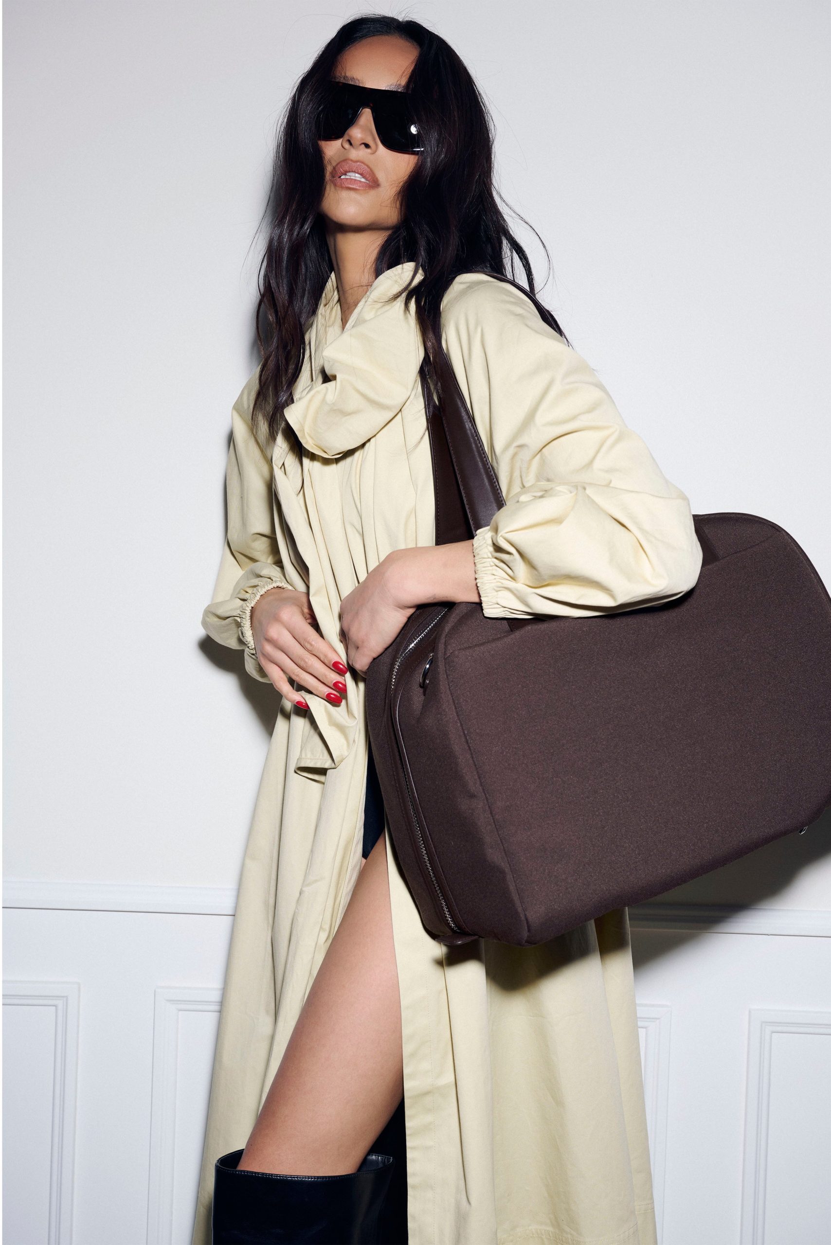 The Duffle in Espresso - Image 4