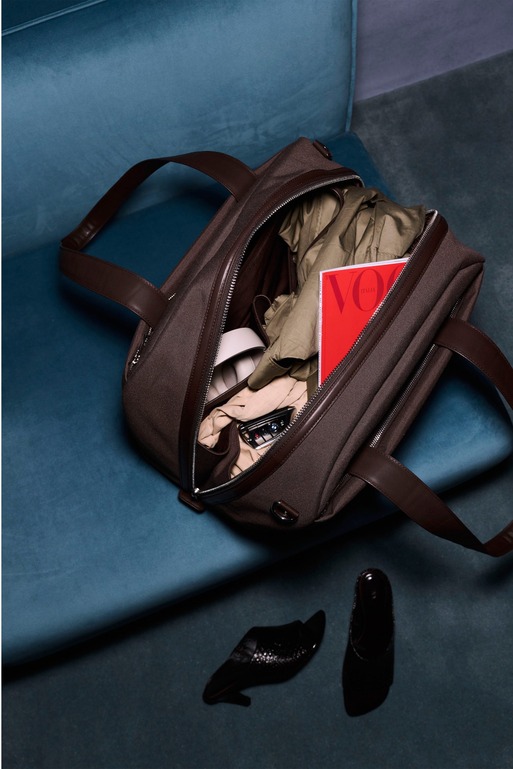The Duffle in Espresso - Image 3