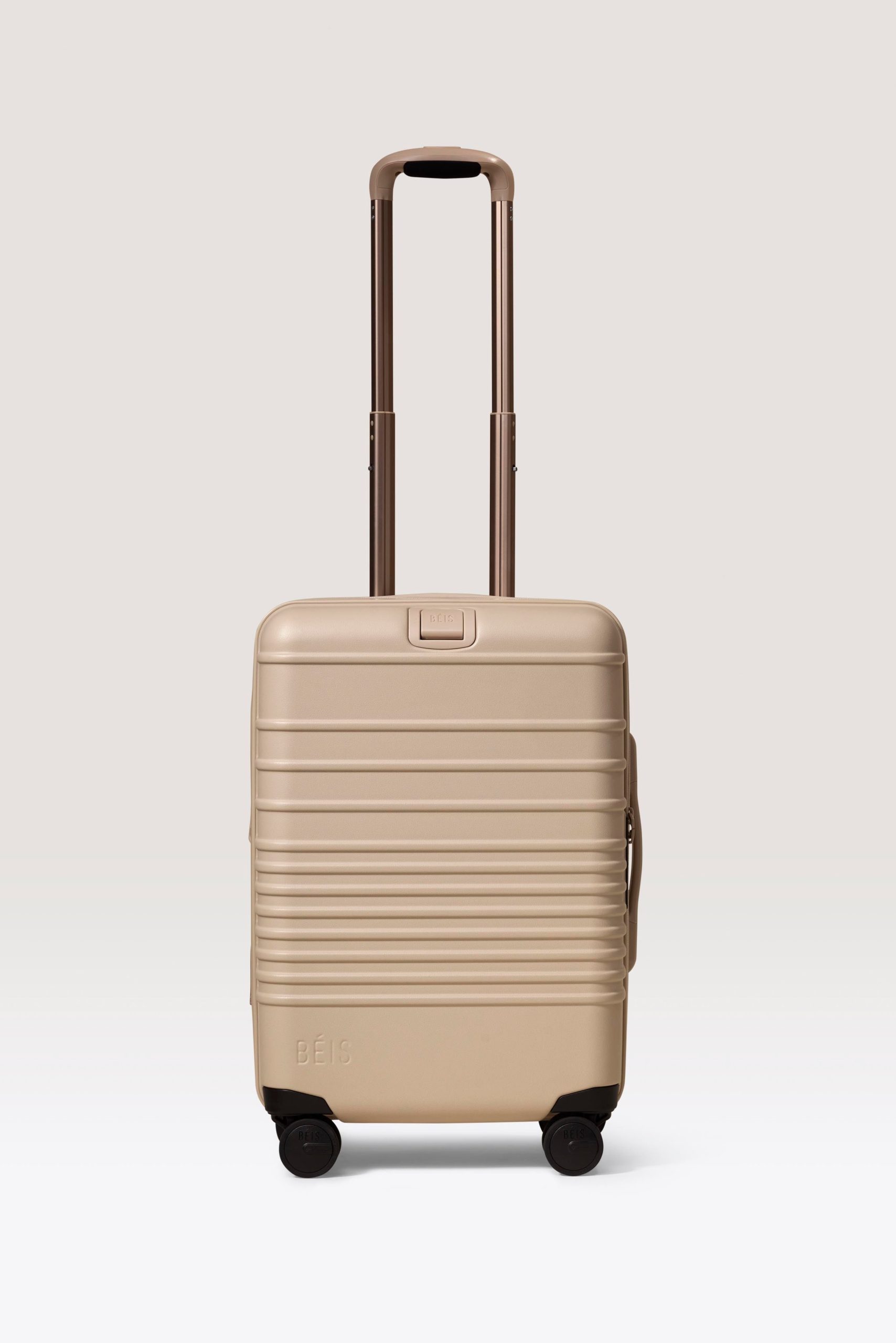 The Medium Luggage Starter Set - Image 3