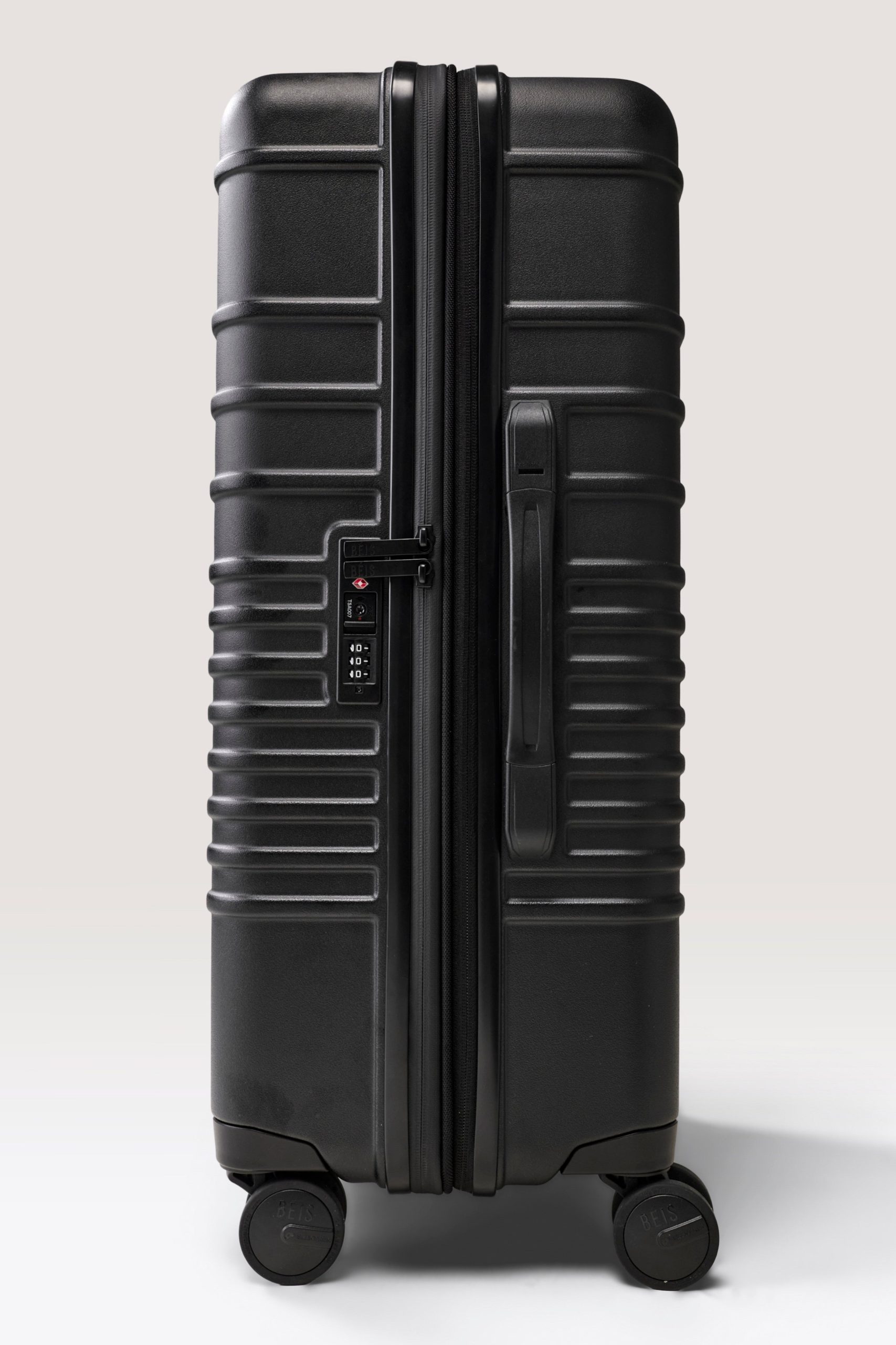 The Large Check-In Roller in Black - Image 3