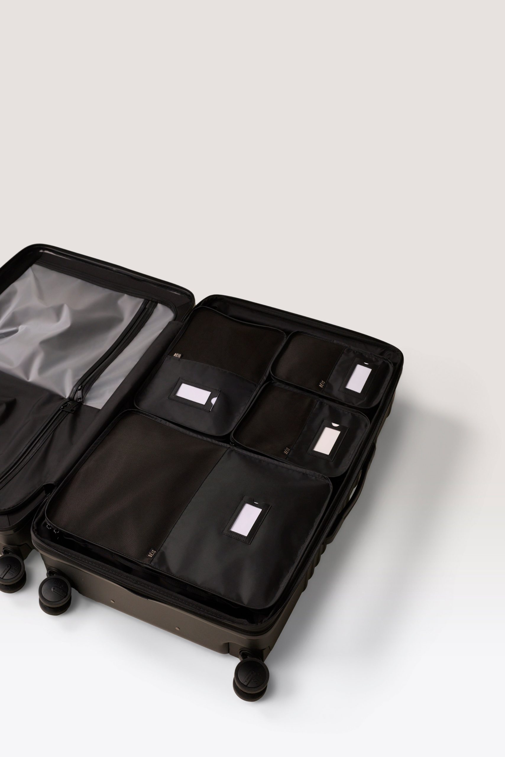 The Packing Cube Set (4 Pieces) - Image 2