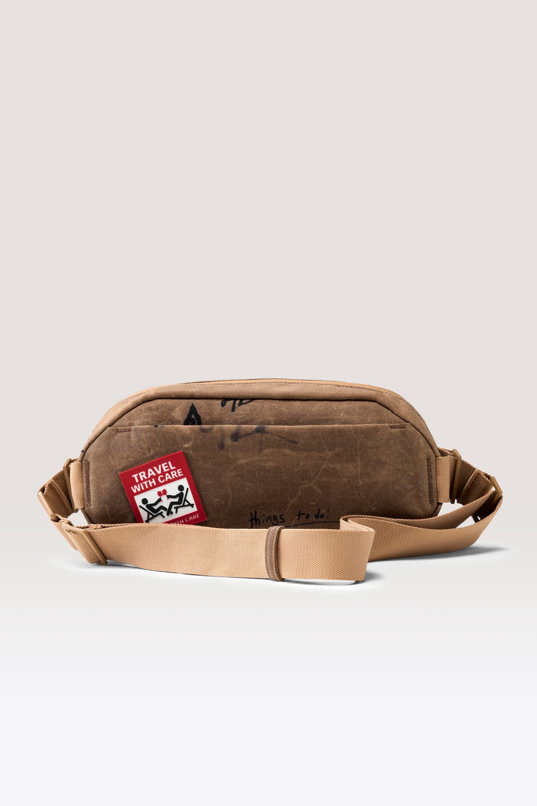 BÉIS x KidSuper The Pro Travel Crossbody in Cargo - Image 3