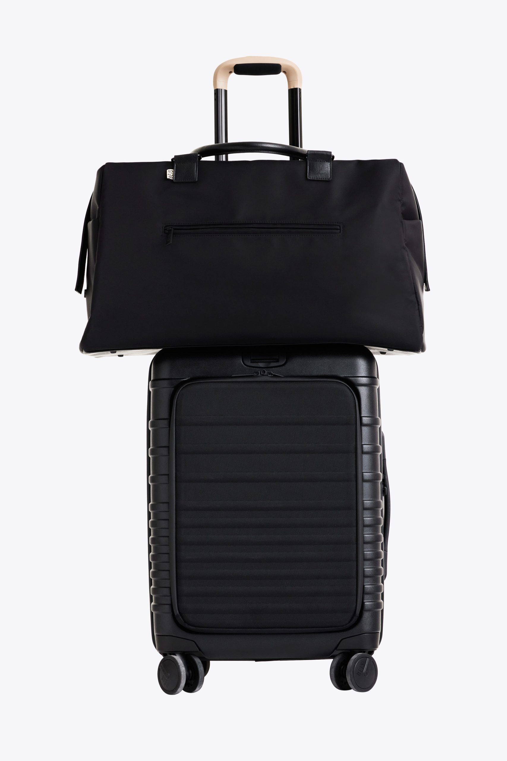 The Commuter Duffle in Black - Image 18