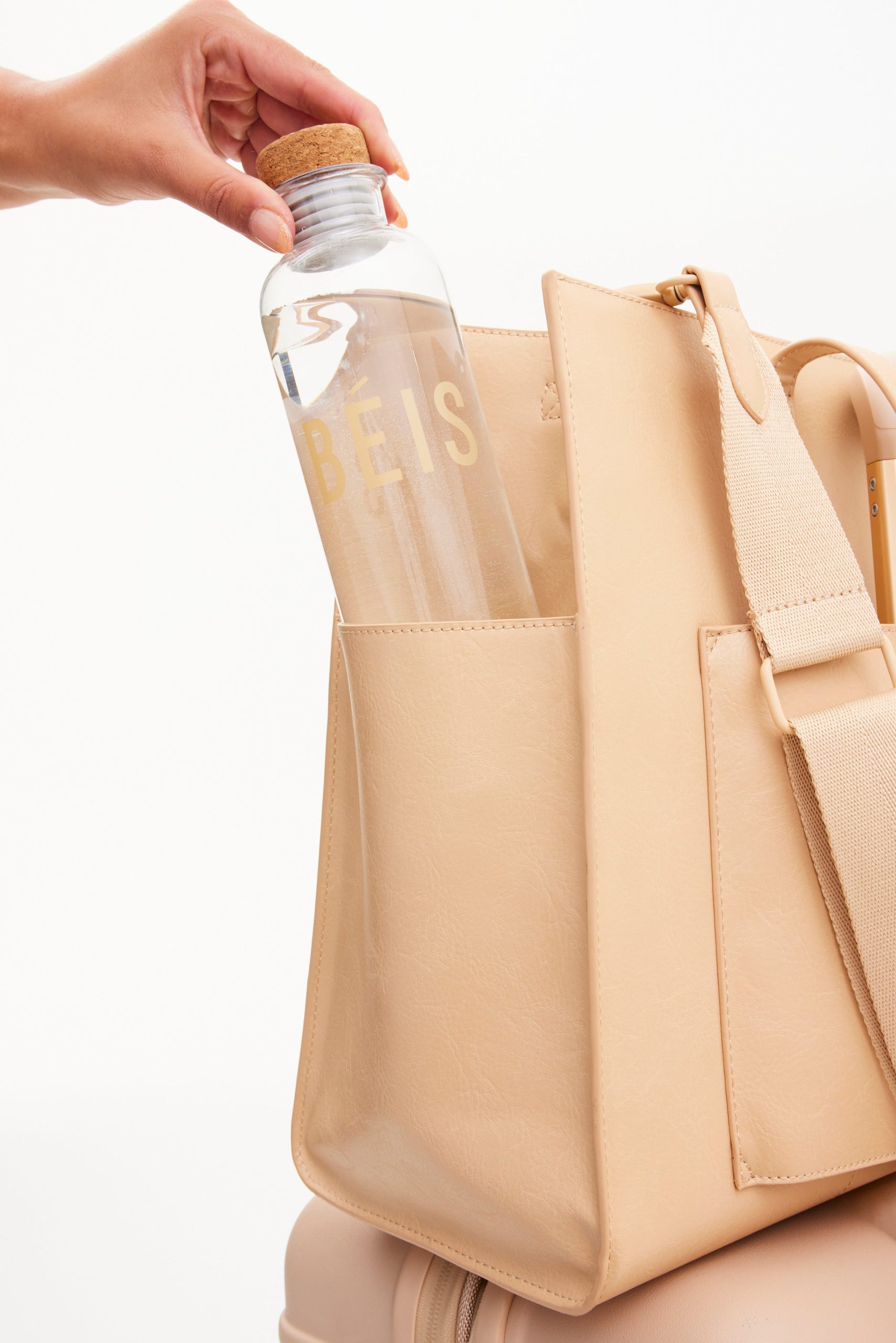 The Large Work Tote in Beige - Image 9