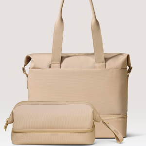 The Weekend Travel Set
