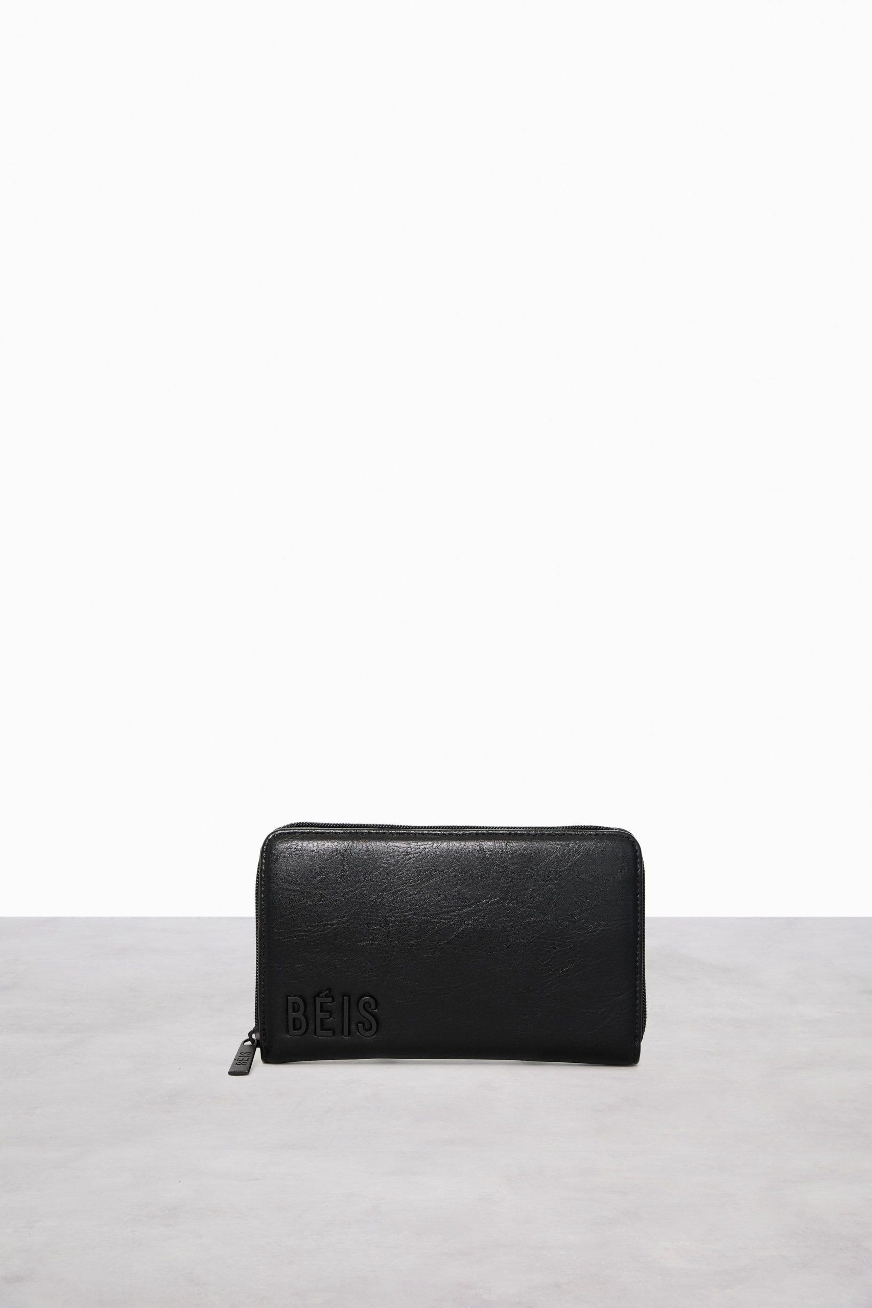The Travel Wallet in Black - Image 4
