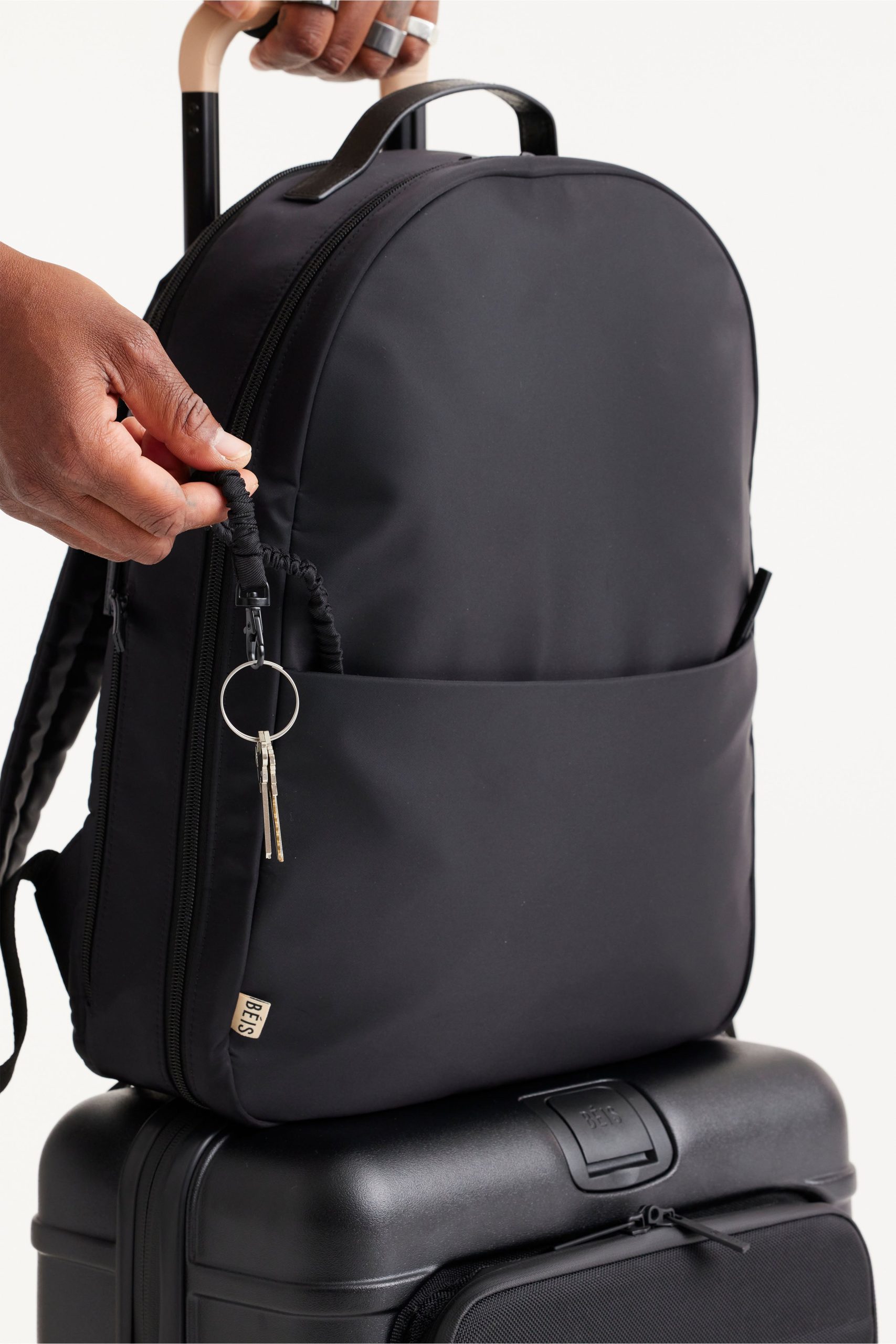 The Commuter Backpack in Black - Image 8