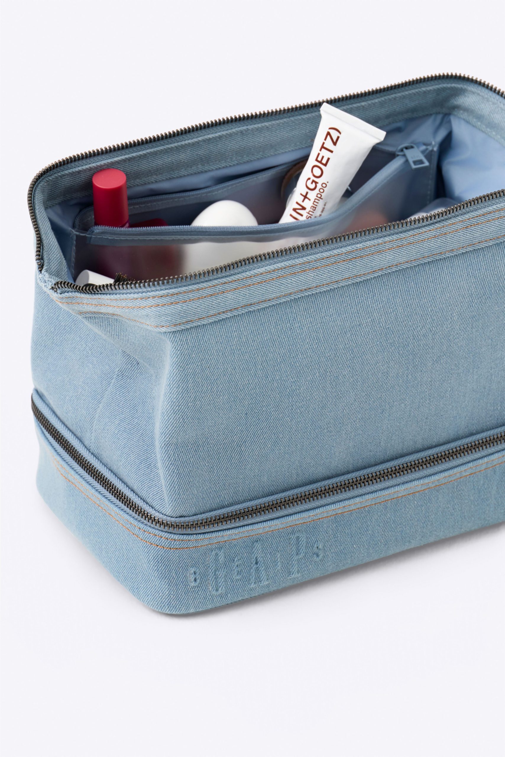 Gap x BÉIS The Dopp Kit in Denim Blue - Image 5